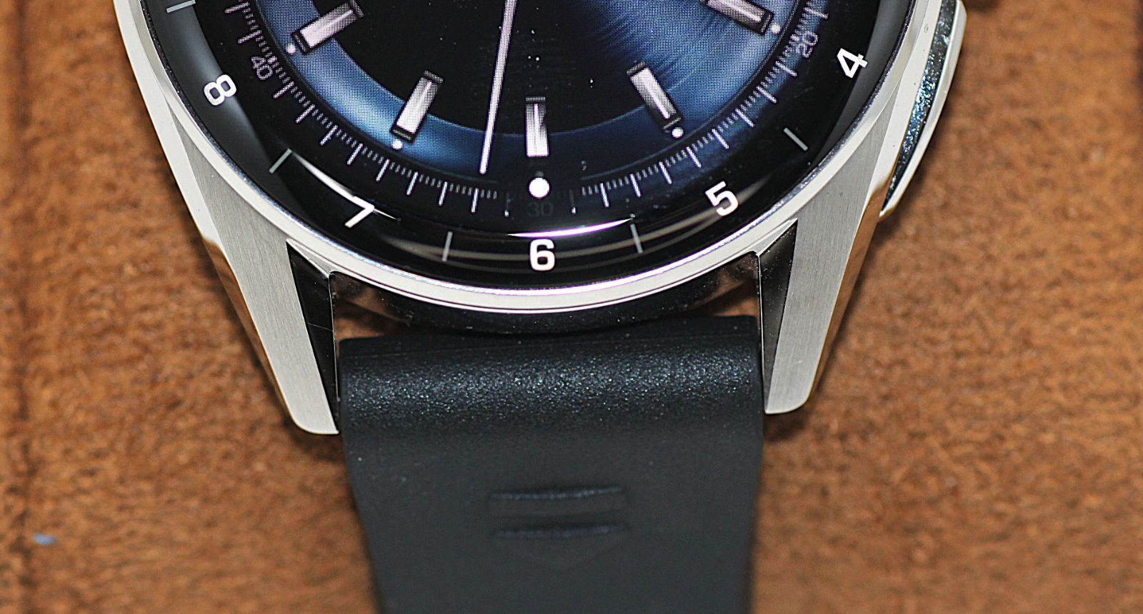 タグホイヤー コネクテッド E4 XRK3960 Introducing: タグ・ホイヤー