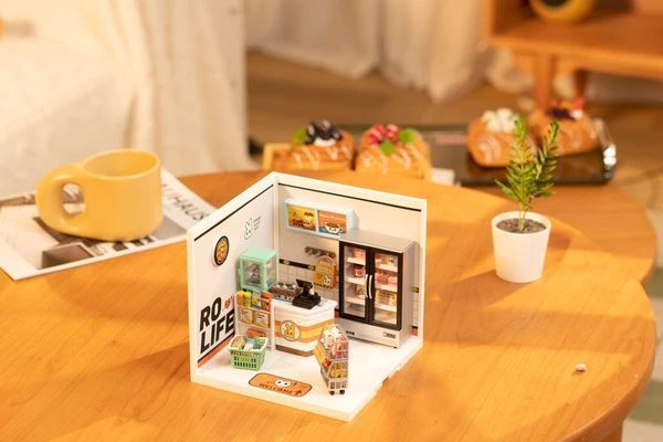ROLIFE DIYプラスチックハウス スーパークリエイターシリーズ