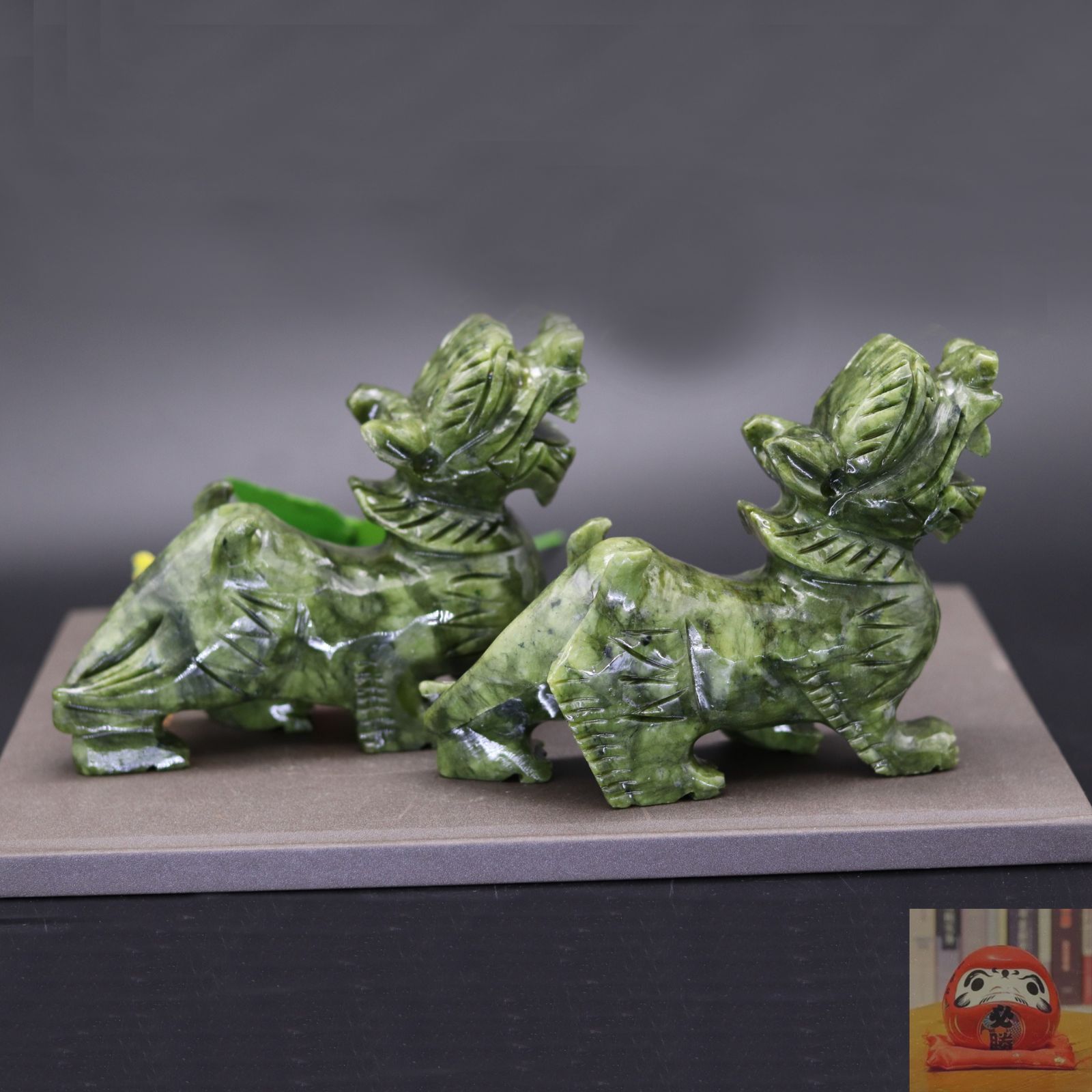 翡翠 彫り物 骨董品 縁起物 厄祓い 貔貅 ヒキュウ 翡翠 天然石 置物 オブジェ 厄除け 縁起物 開運