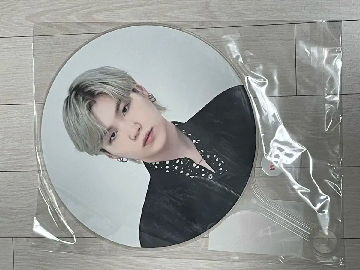 ユンギ シュガ うちわ まとめ売り 7種まとめ売り・送料込み) BTS