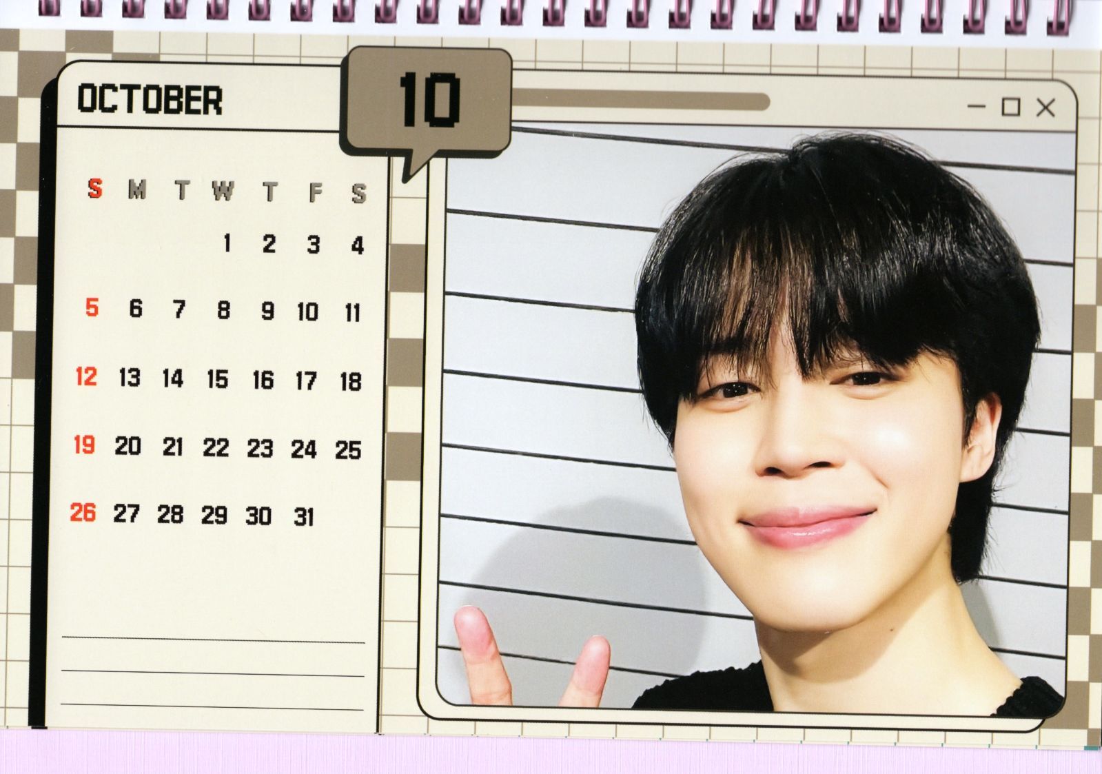 BTS ジミン グッズ 卓上 カレンダー (写真集 ピンク 卓上カレンダー