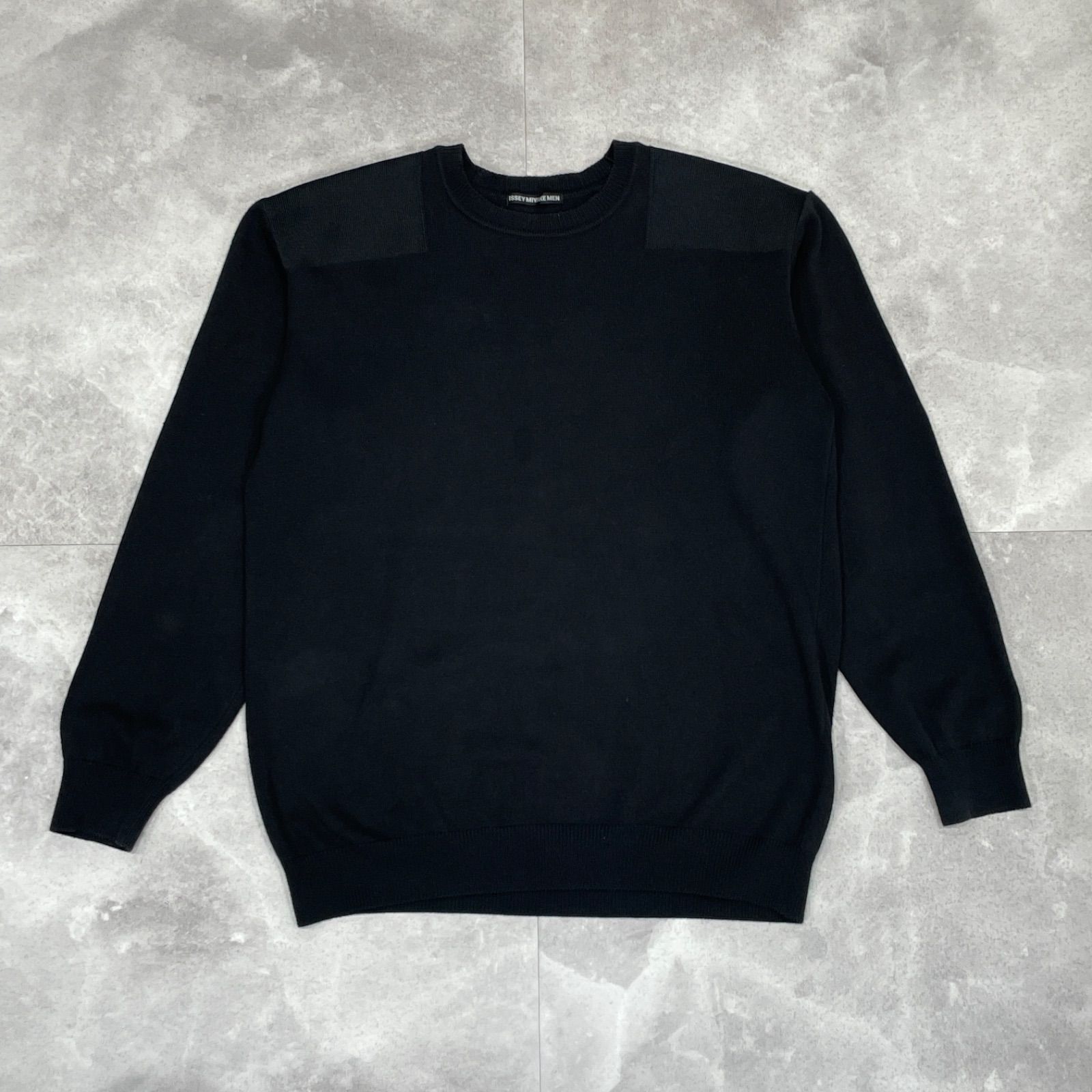 ISSEY MIYAKE MEN 【イッセイミヤケ　メン】ニットカットソー