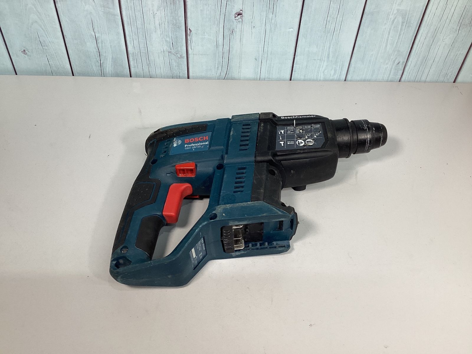 コードレスハンマドリル