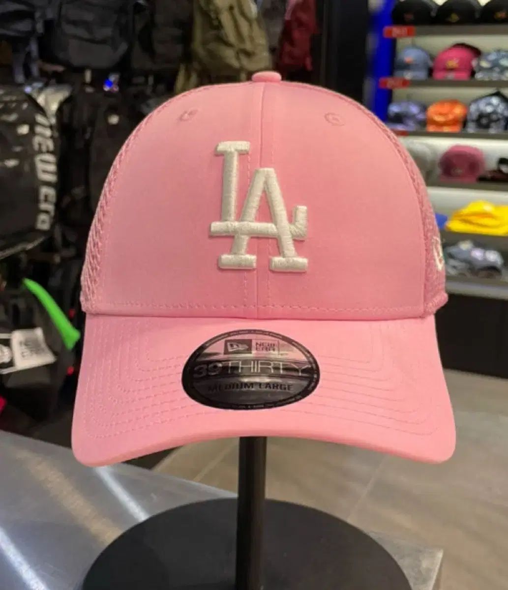 NEW ERA(ニューエラ) メッシュ ボールキャップ ピンク