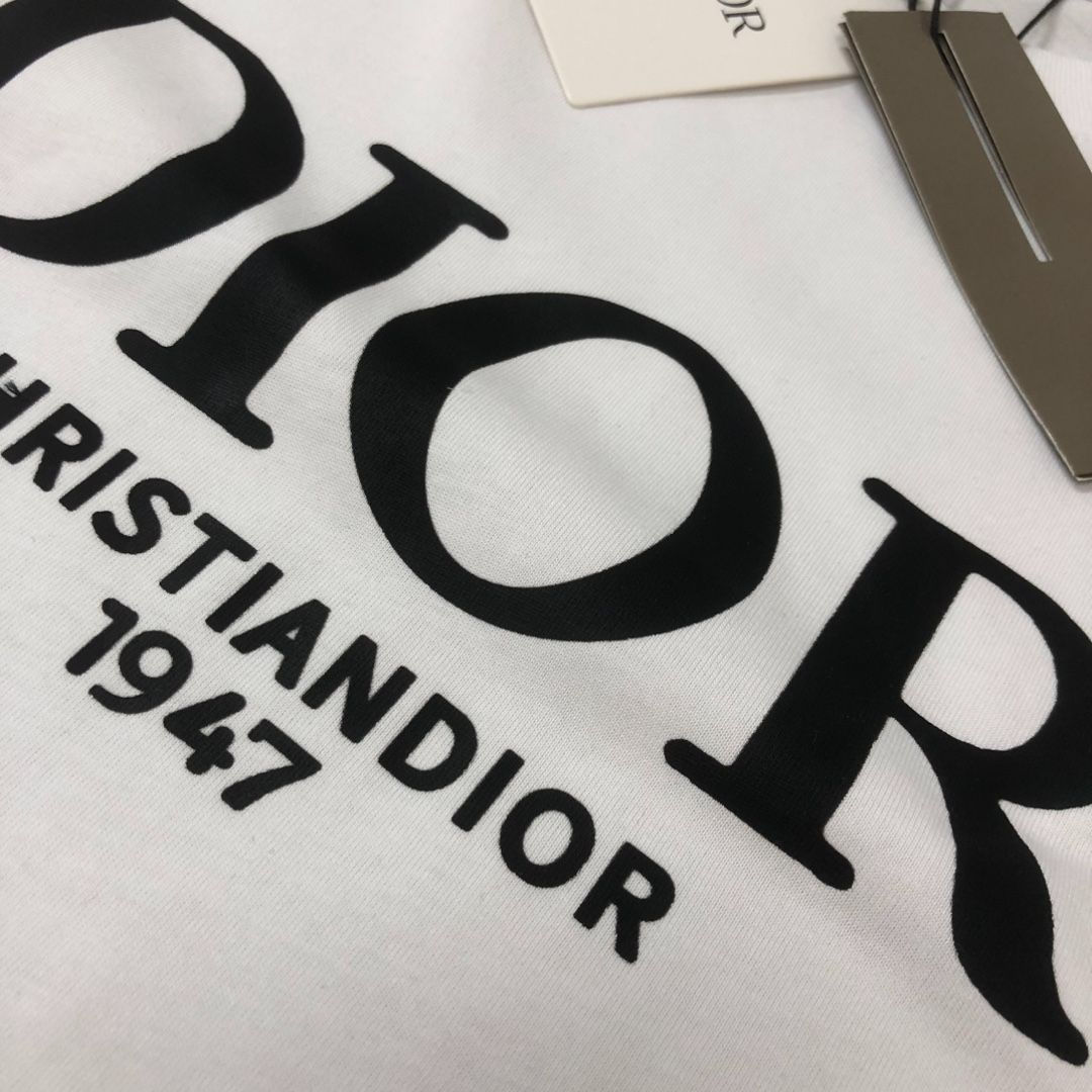 *春夏に映える!*【DIOR】ミュゲTシャツ 国内発送 本日限定特価】DIOR 春夏 ロゴプリントTシャツ [本日特価|新品未