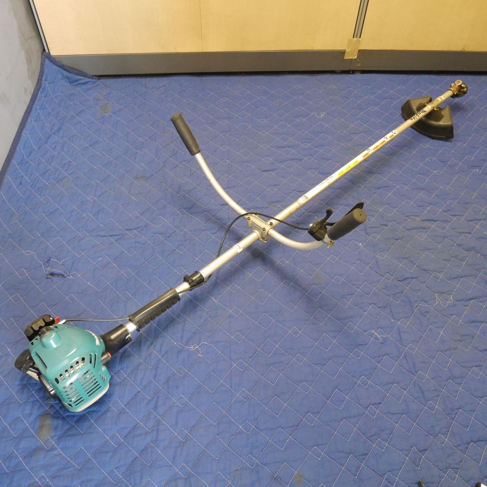 岐阜発 直接引取限定】☆マキタ エンジン 刈払機 MEM2100U 刈り払い機