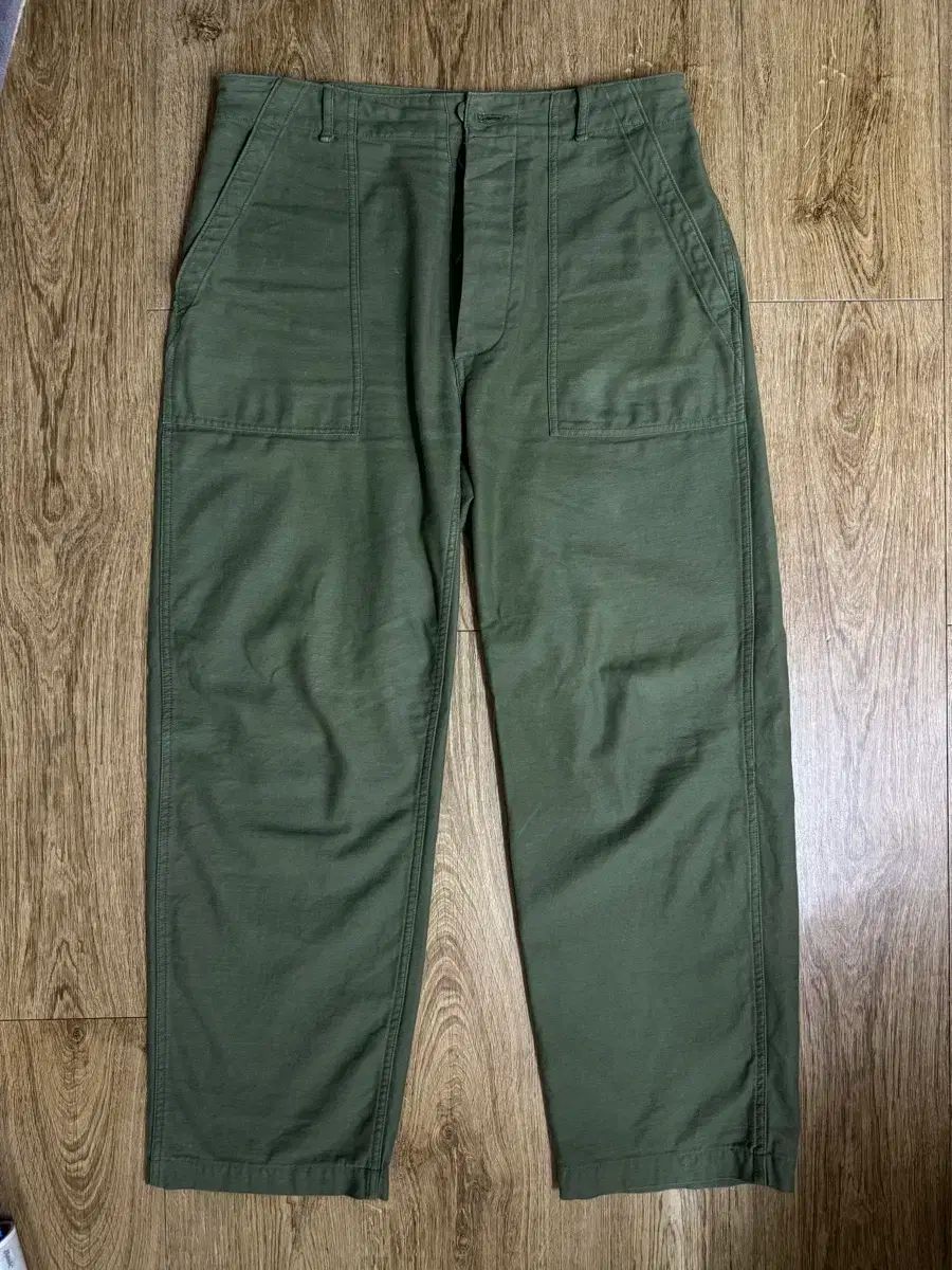 Khakis カーキ ファティーグ パンツ