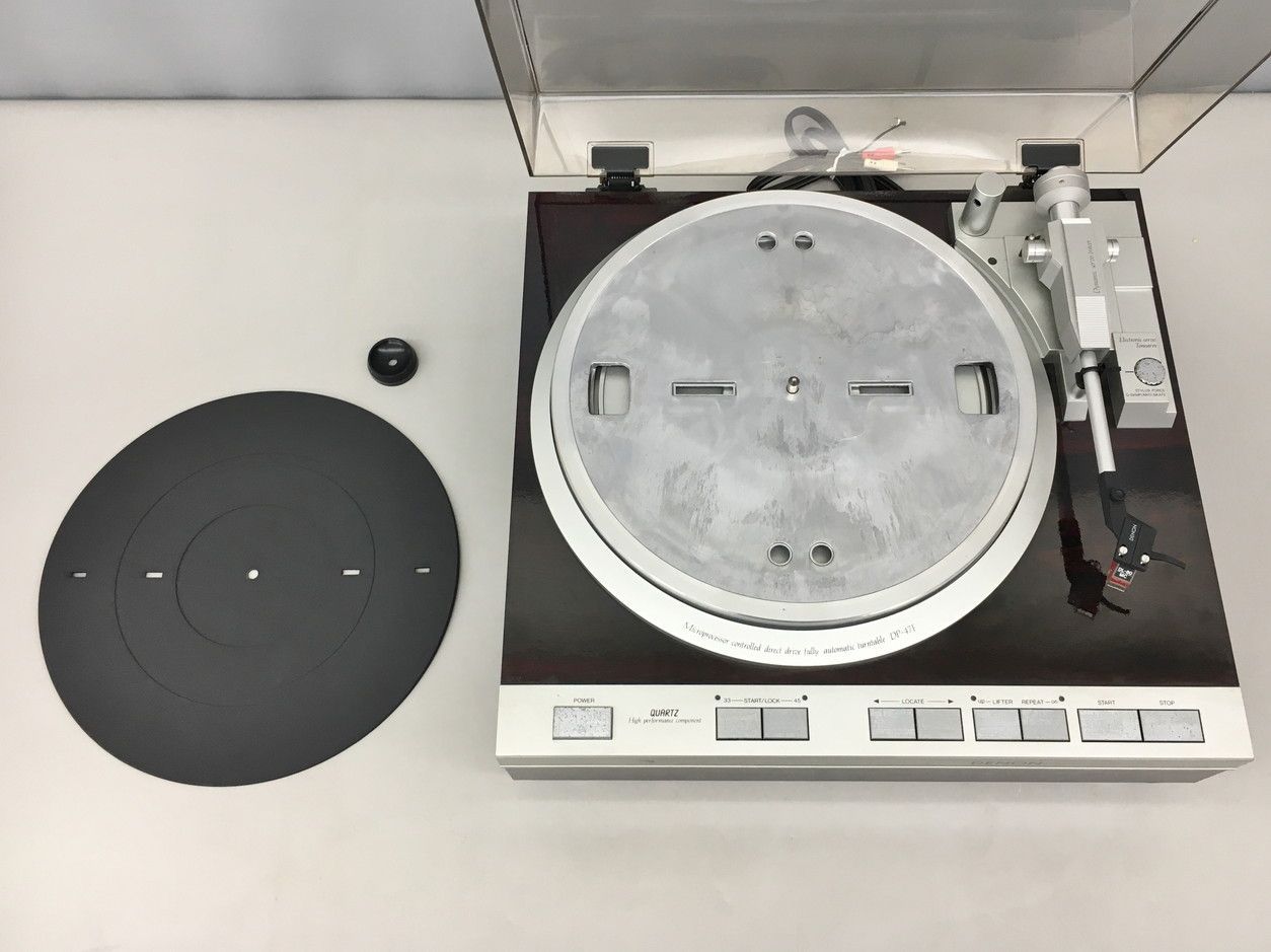 レコードプレイヤー