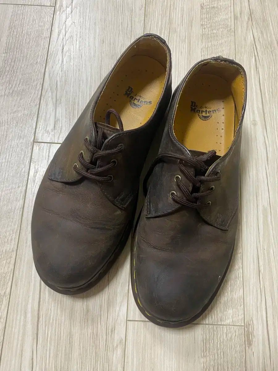 DR. MARTENS ドクターマーチン 1461 3 笏 クレイジーホール 250
