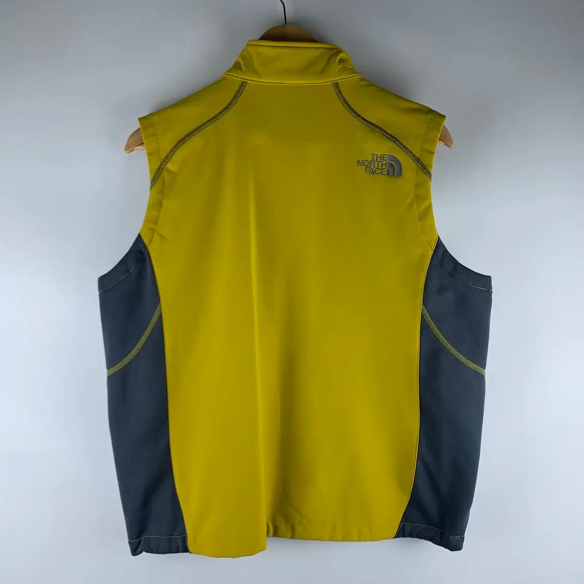 the North Face ノースフェイス　ベスト　裏起毛 THE NORTH FACE - ザ・ノースフェイス ベスト ジャケット