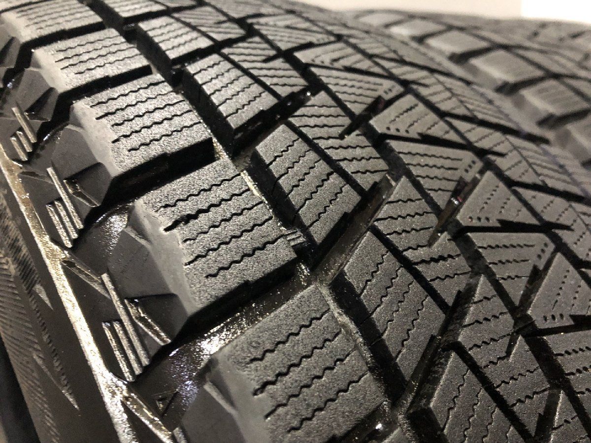 BS BRIDGESTONE BLIZZAK DM-V1 215/65R16 16インチ 4本 ハイエース エクストレイル RVR フォレスター等　(KTM042)