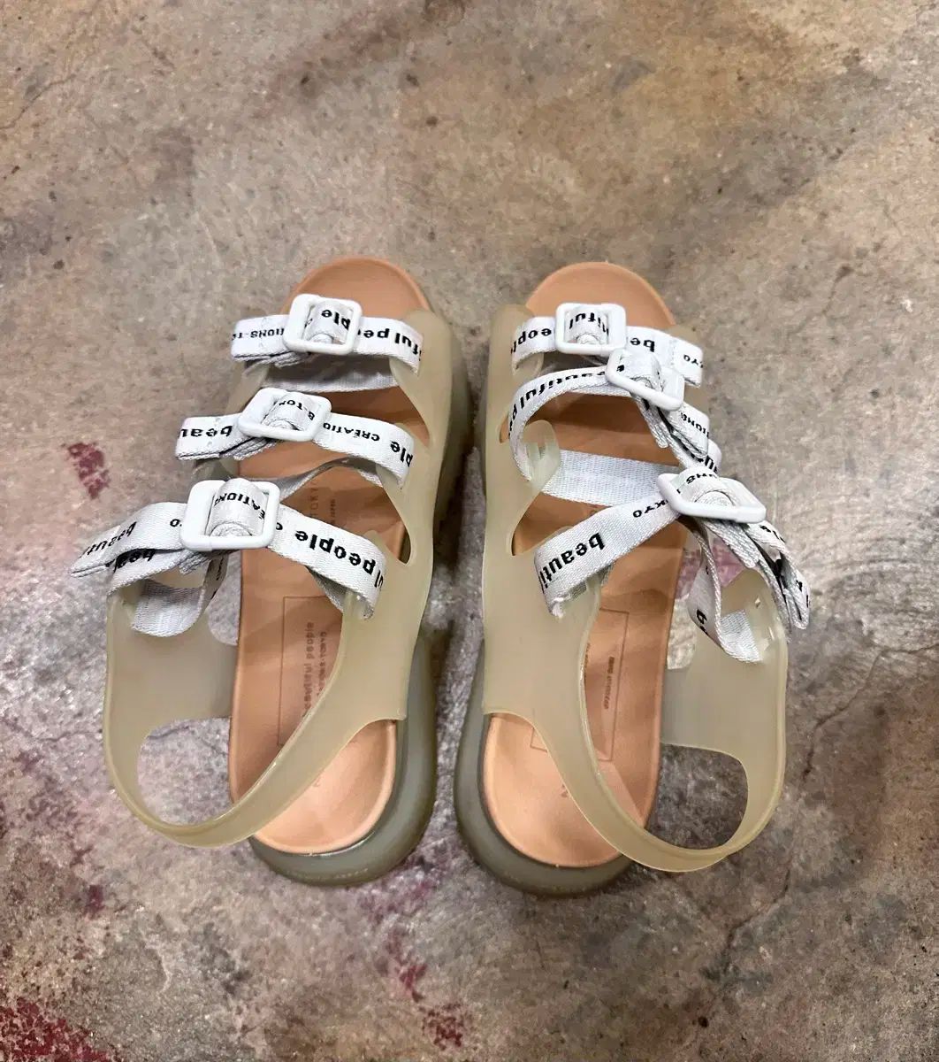 TOKYO ストラップサンダル