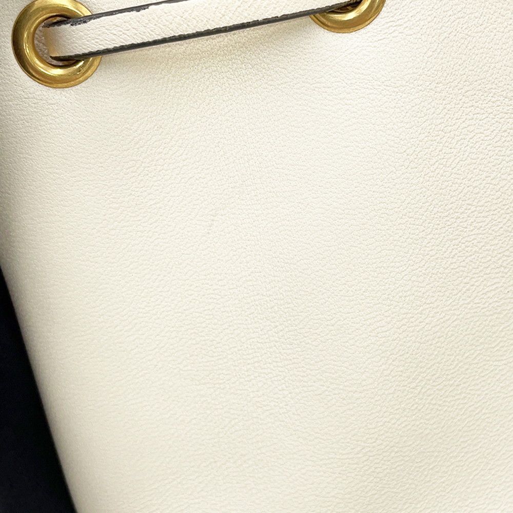 チェーンショルダーバッグ