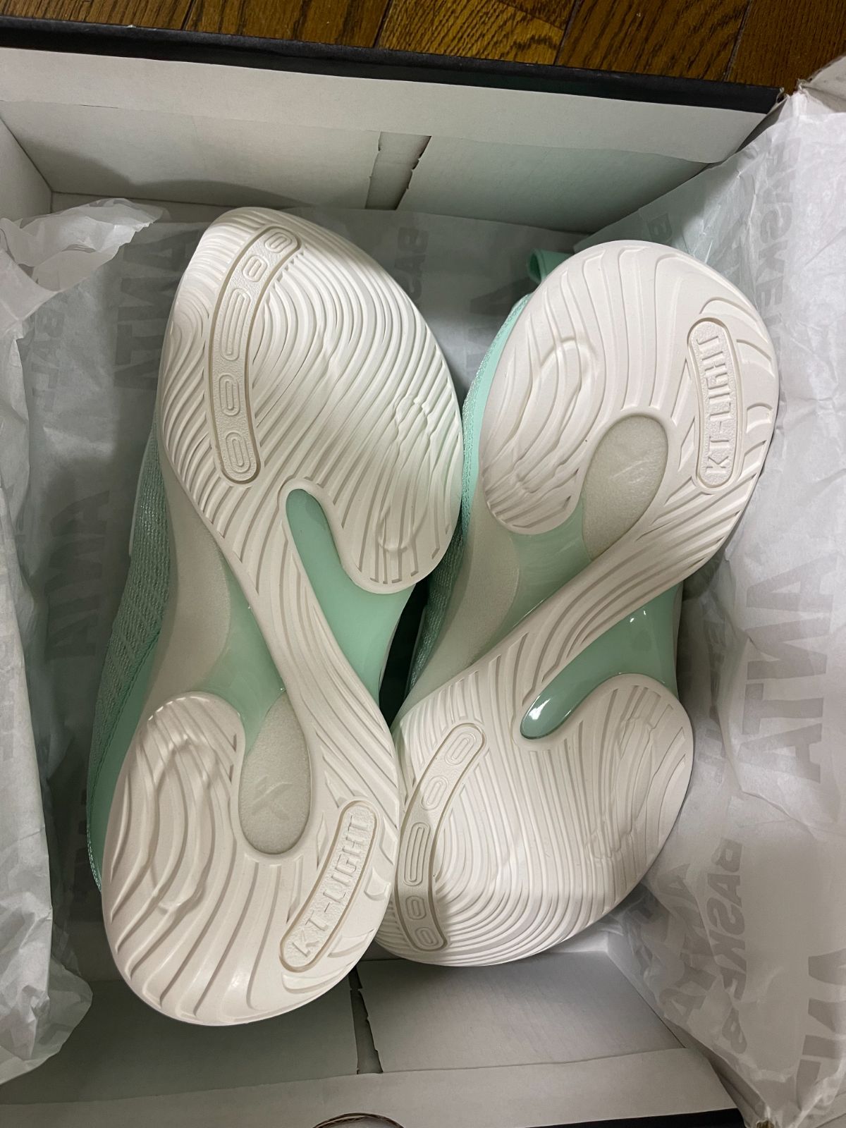 アンタ クレイ・トンプソンNBA バッシュKT7 Lightグリーン25.5cm
