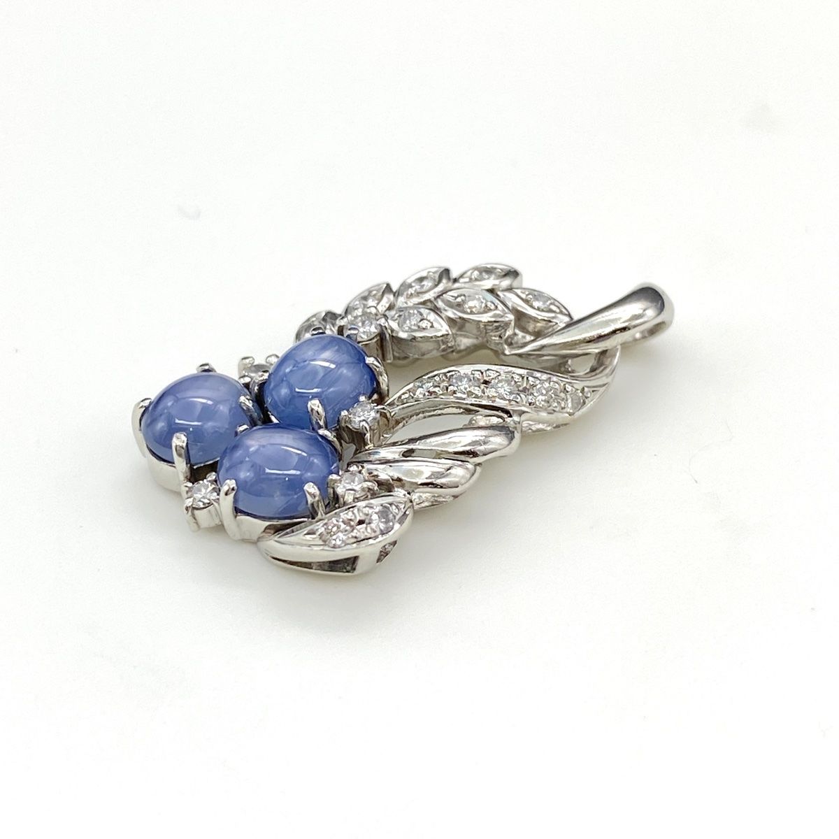 スターサファイア ペンダントトップ プラチナ メレダイヤ ペンダント