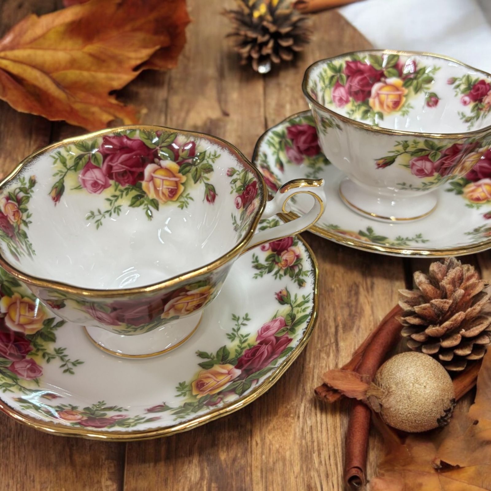 ロイヤル・アルバート　ピアスミニチュアティーセット ロイヤルアルバート ミニチュア ティーセット ロイヤルアルバート