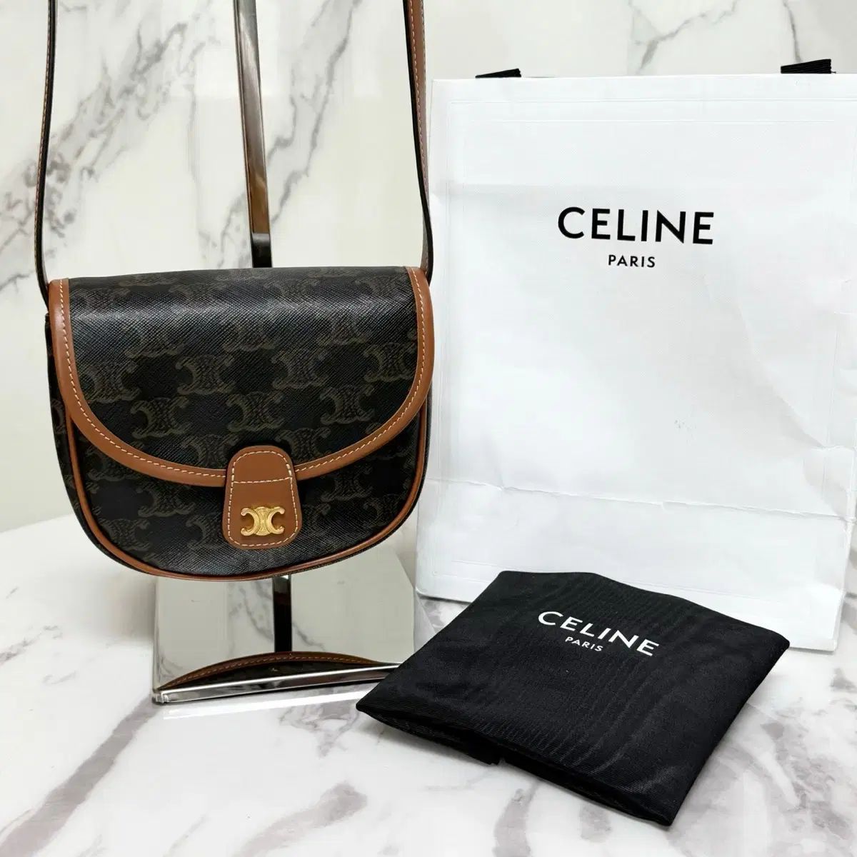 Celine セリーヌ