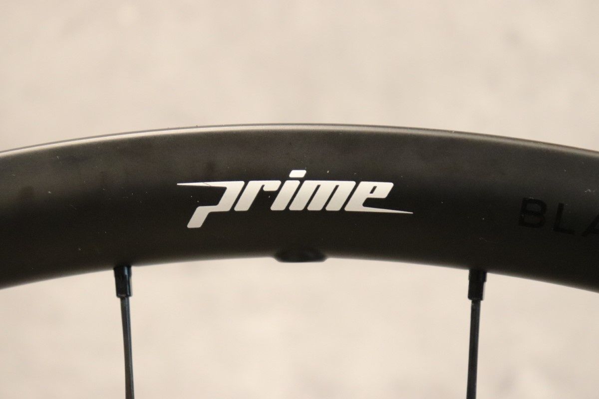 プライム PRIME ブラックエディション BlackEdition 28 DISC カーボン チューブレスレディ シマノ 12/11S  ホイールセット 【さいたま浦和店】 - メルカリ