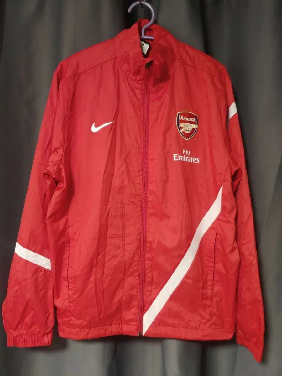 NIKE アーセナル ナイロンジャケット 赤 アウトレット NIKE ナイロン