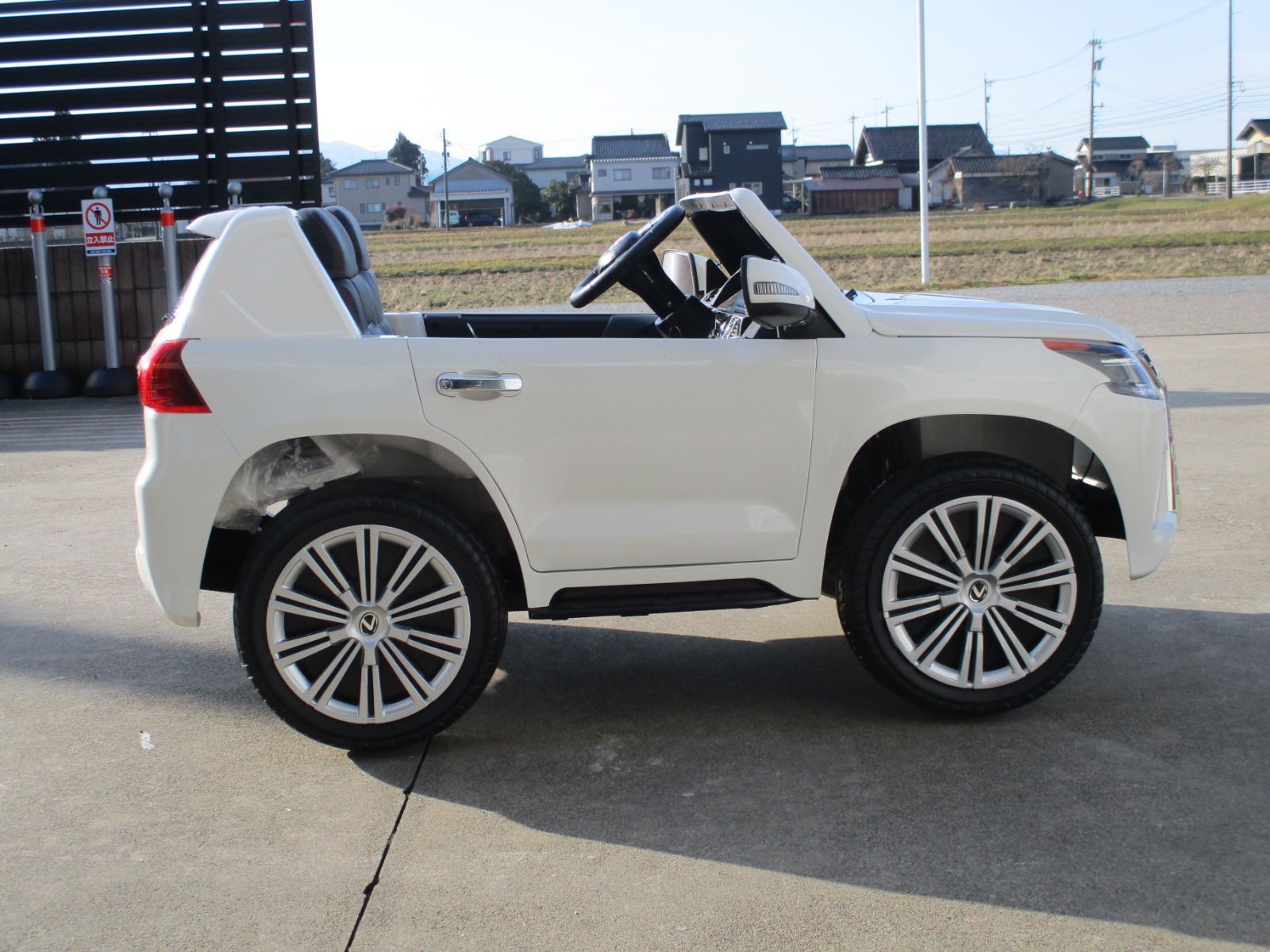 アウトレット】乗用ラジコンカー レクサス LEXUS LX570