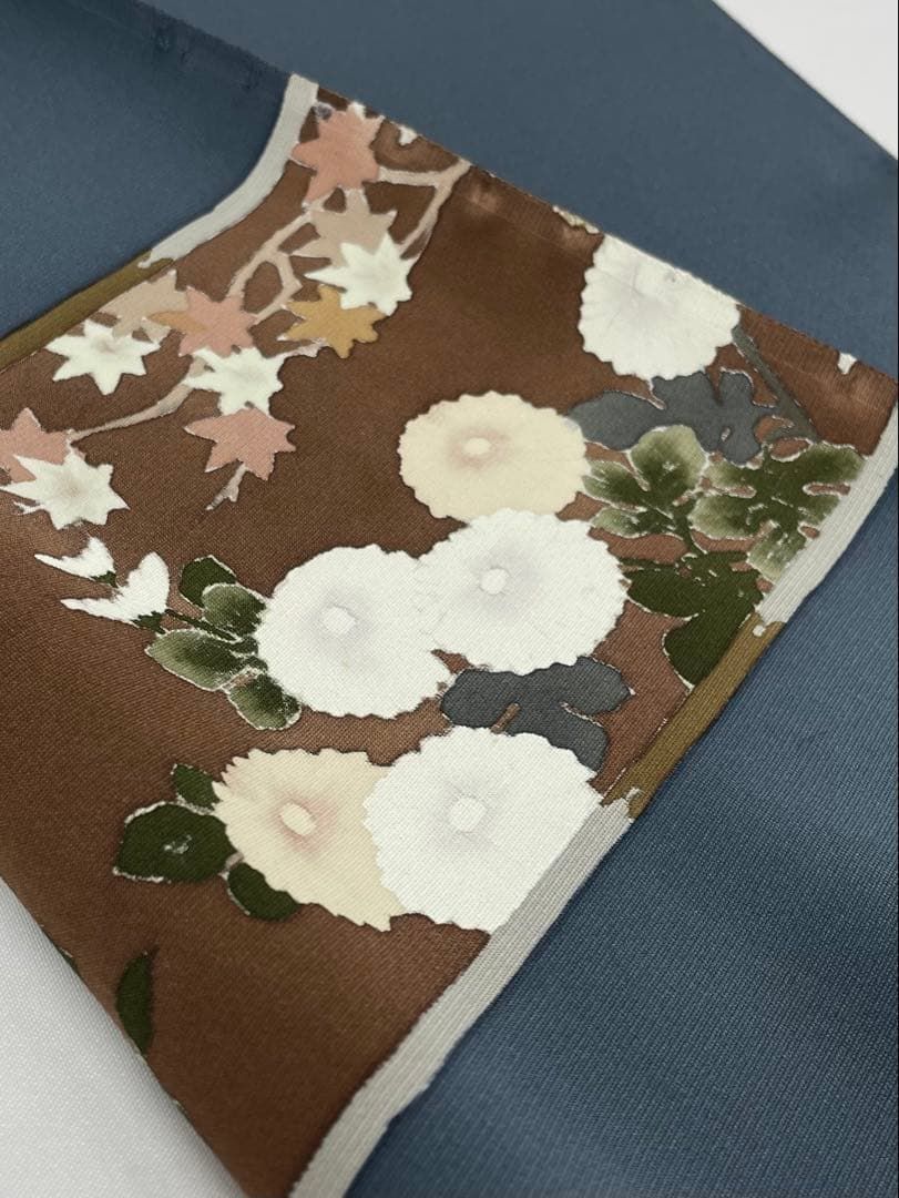 付け下げ 金彩 型染め 鉄御納戸色 正絹 反物 - メルカリ