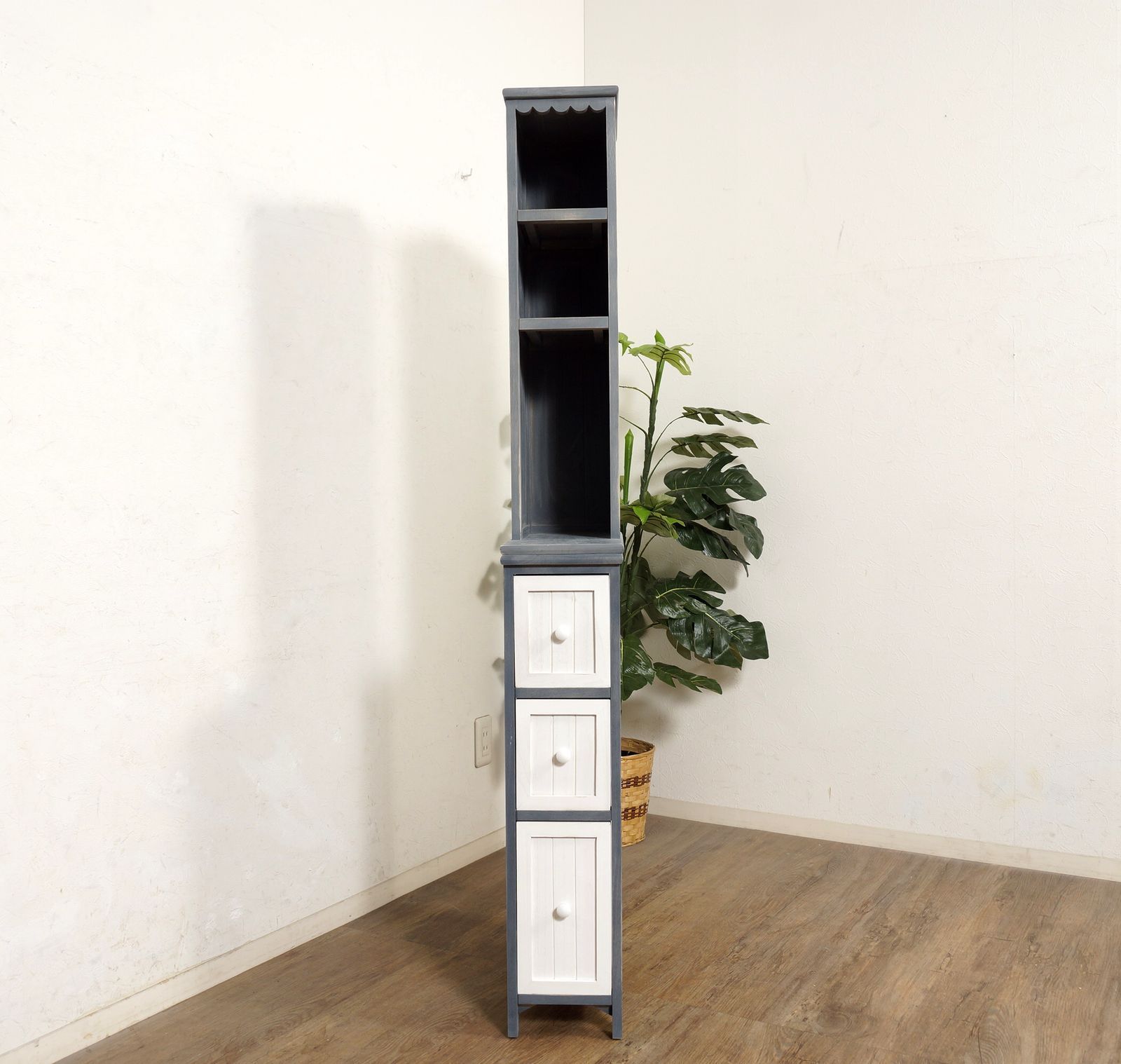 スリム チェスト