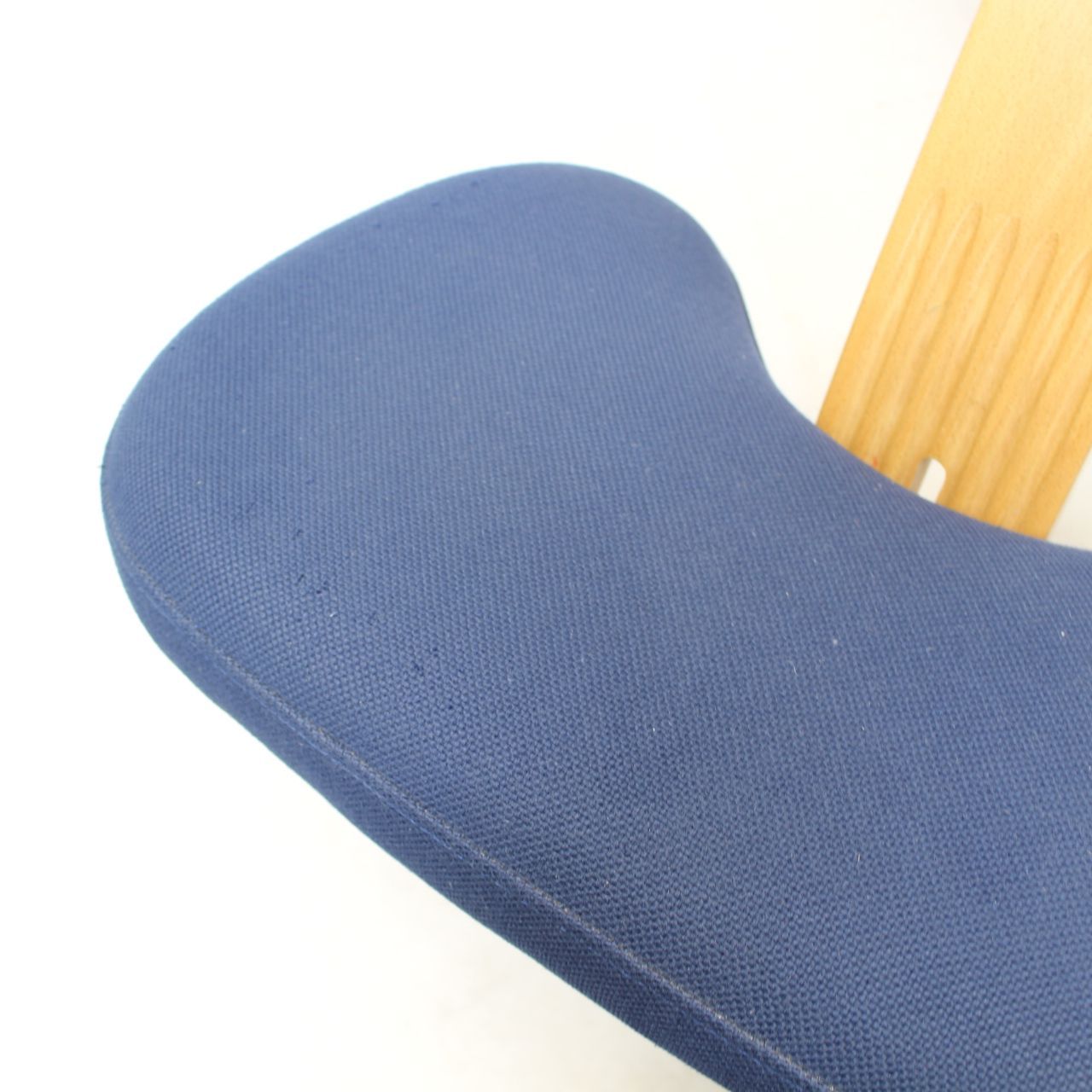 033)BALANS EASY バランスイージー 姿勢矯正椅子 ネイビー バランスラボ