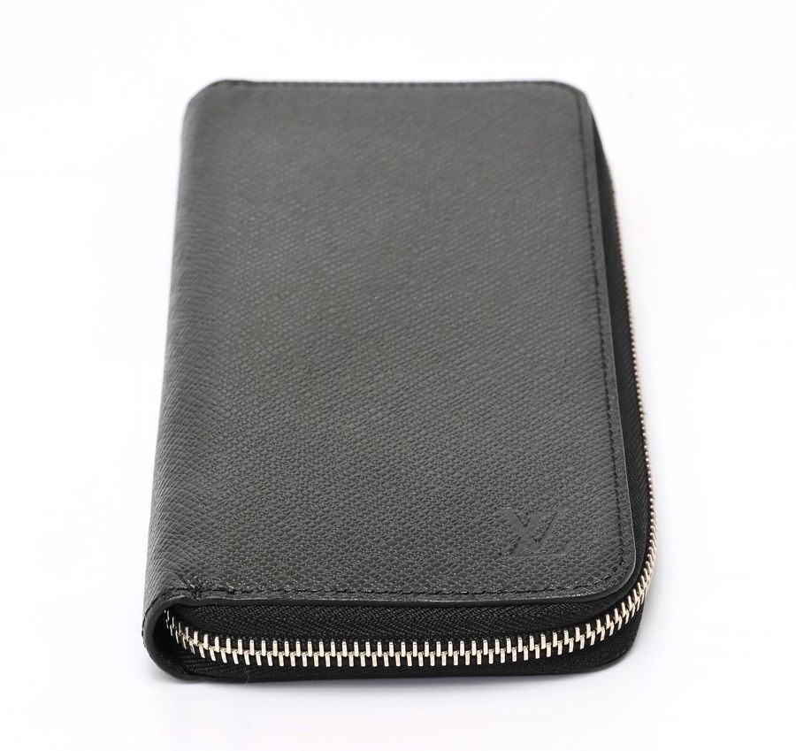 ルイヴィトン 長財布 タイガ ジッピーウォレットヴェルティカル M32601
