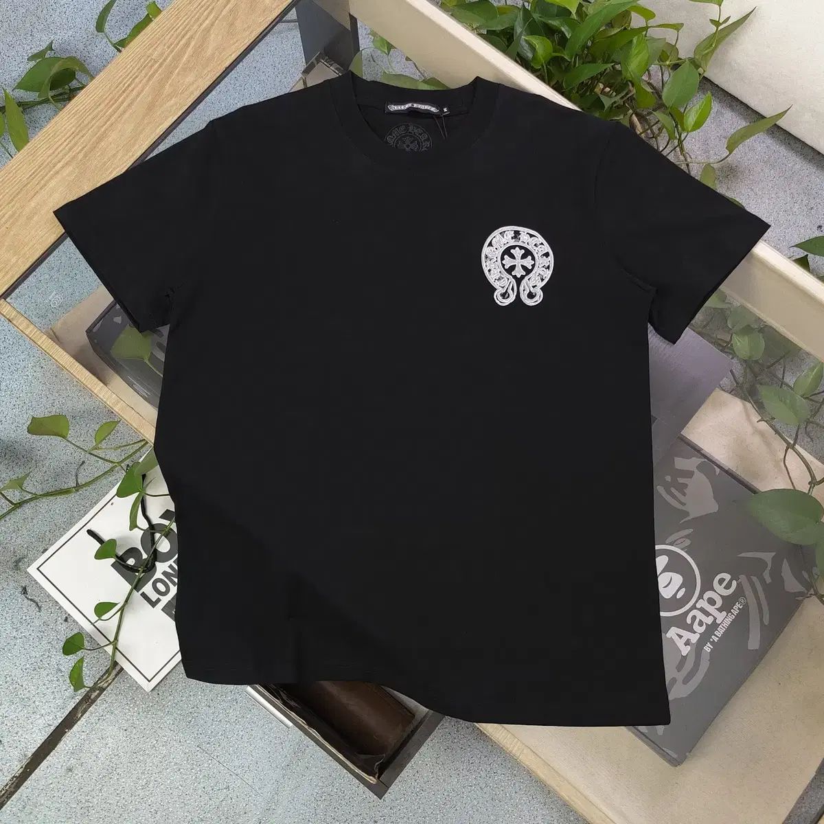 【雷市場（ポンジャン）商品韓国直送】 CHROME HAEATS(クロムハーツ) 馬蹄 馬蹄形 Tシャツ ユニセックス