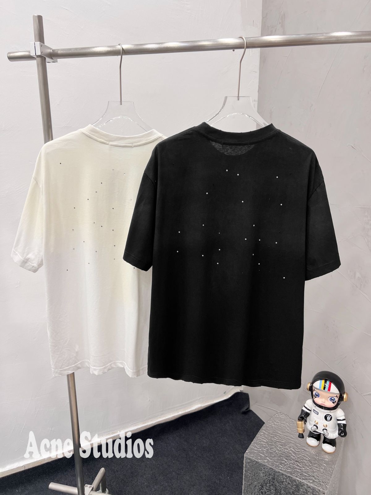 アクネストゥディオズ