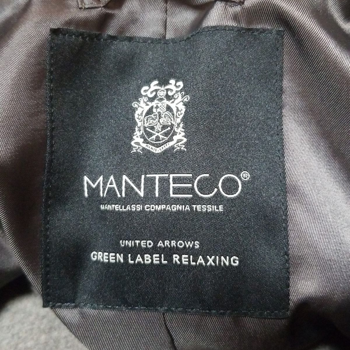 【美品】COS コス MANTECO マンテコ ピーコート グレー 秋冬 INED（イネド）の「MANTECO NAIF LUC NEW シャギーピーコート