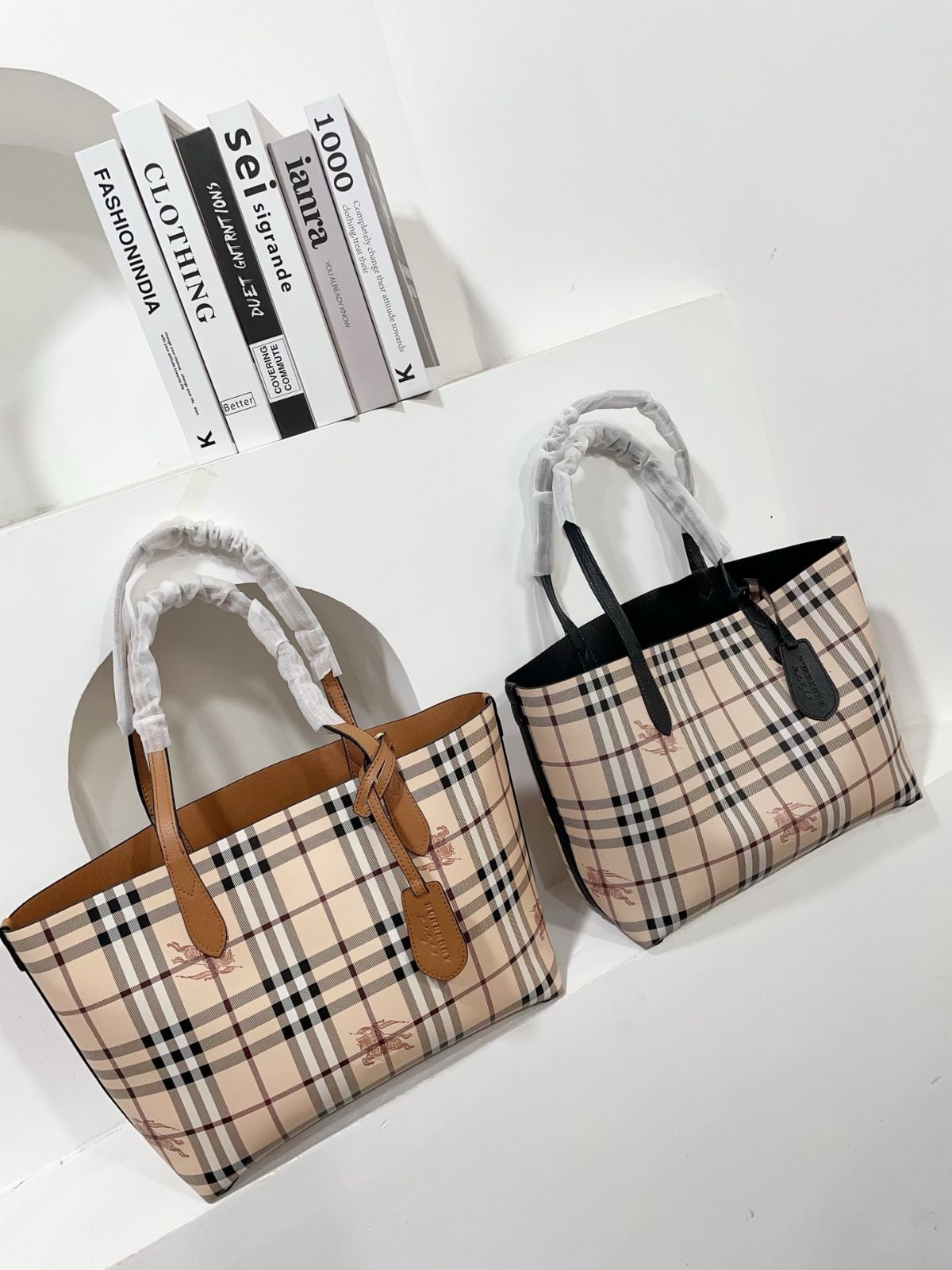 バーバリー　トートバッグ　美品 👑💰1040（ボックスなし） バーバリーBurberryのトートバッグは