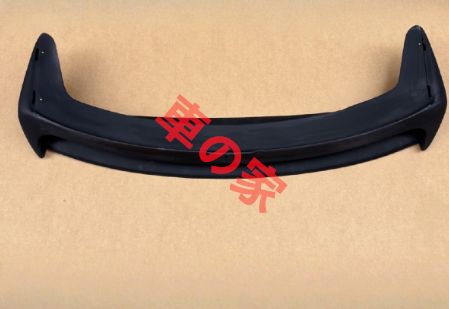 リアウイング スポイラー