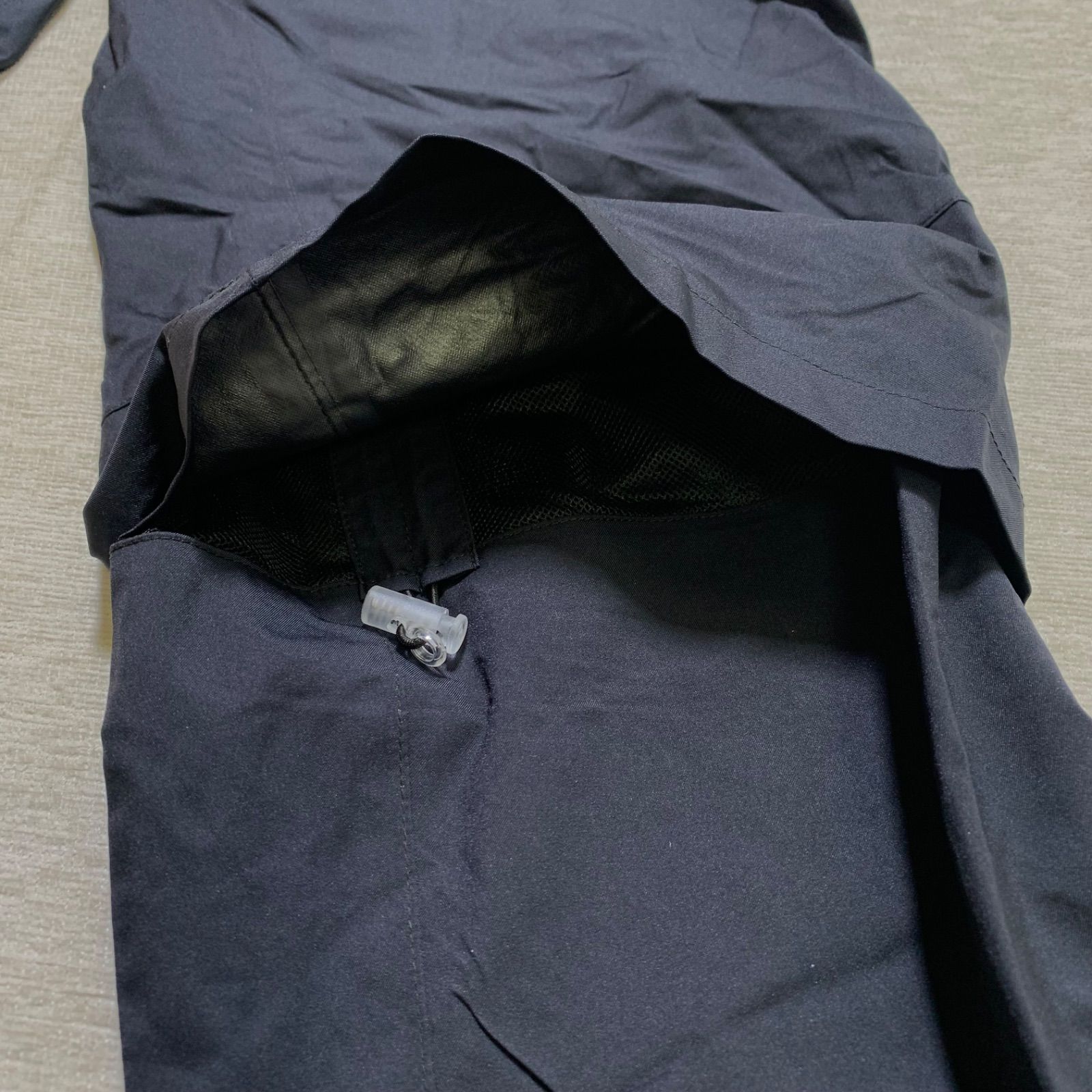 マンシングウェア レインウェア 上下セット メンズ Mサイズ 黒 撥水・防風加工 Urbild4D機能付き Munsingwear