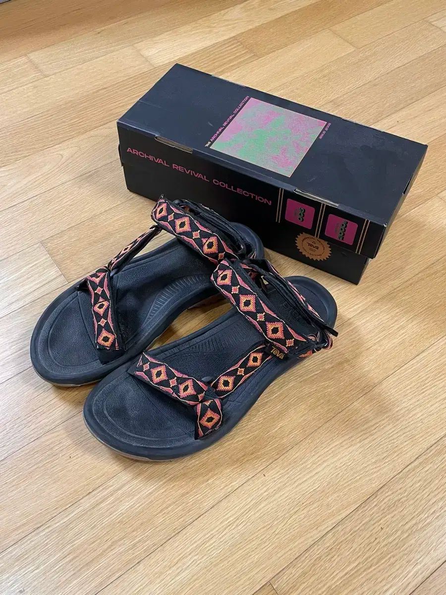 TEVA テバ サンダル 260