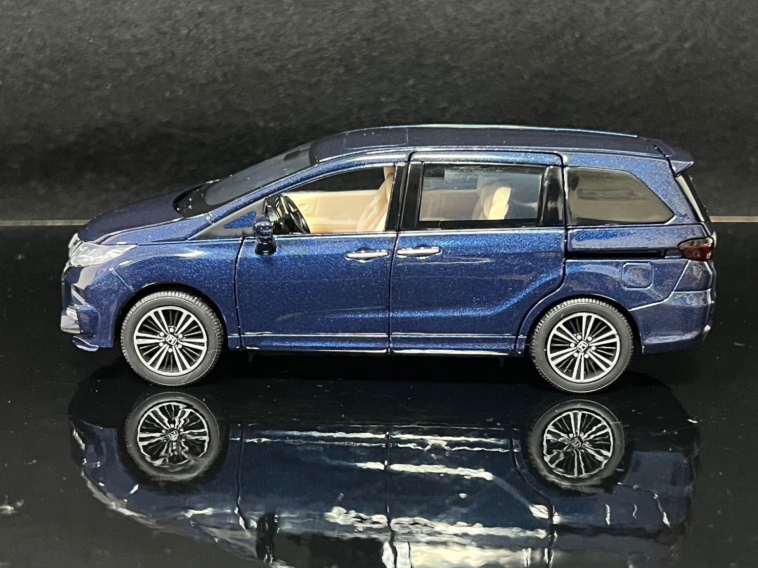 最後の再入荷】ホンダ オデッセイ 1/32 ディープブルー ミニカー H105