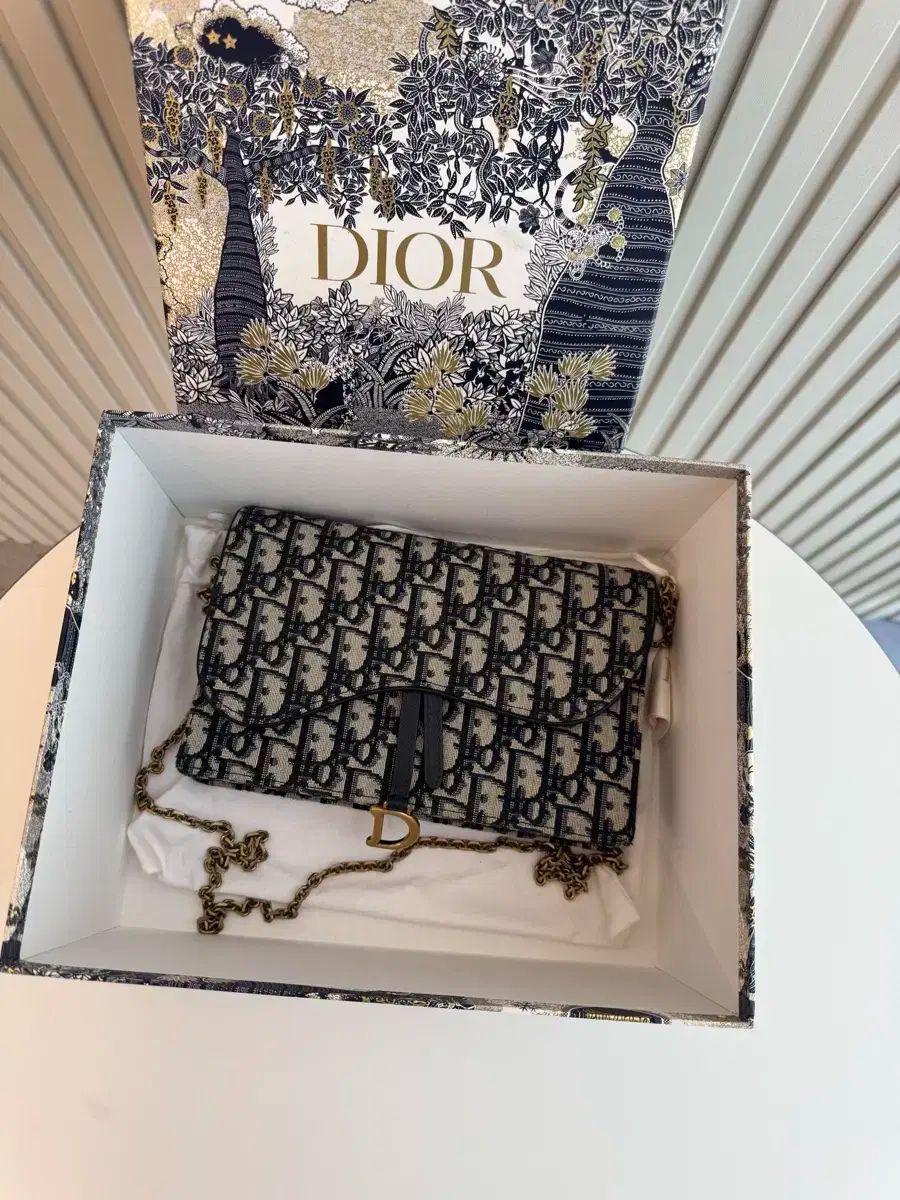 ディオール オブリーク チェーン サドル クロスバッグ