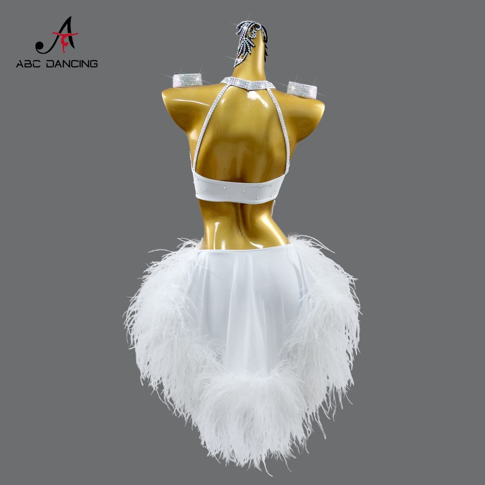 パーティー 演出服