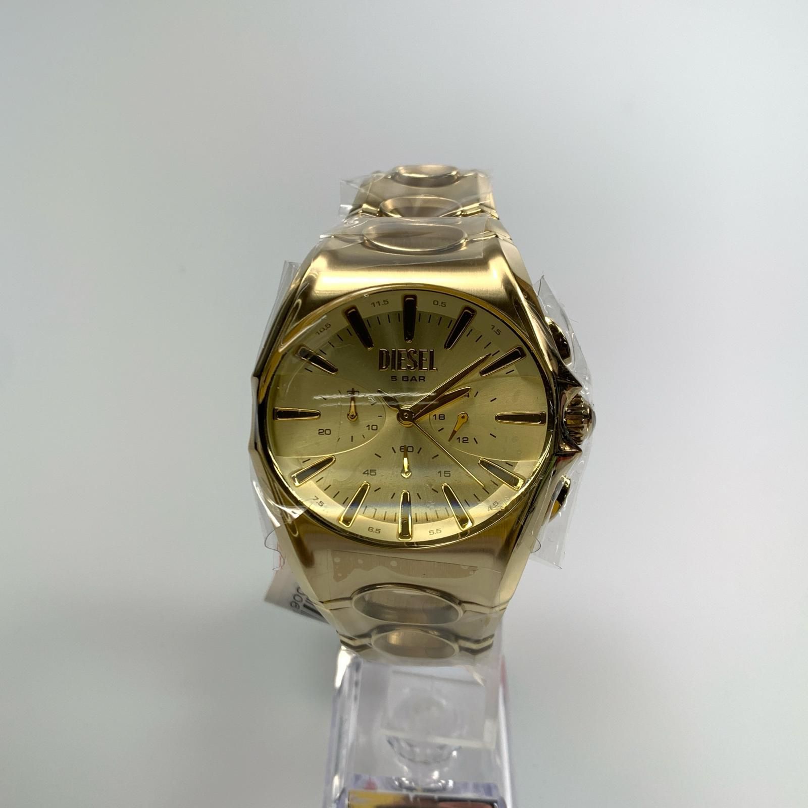 姫路東店 DIESEL | ディーゼル 腕時計 D-CURVE DZ-4695 ゴールド 131