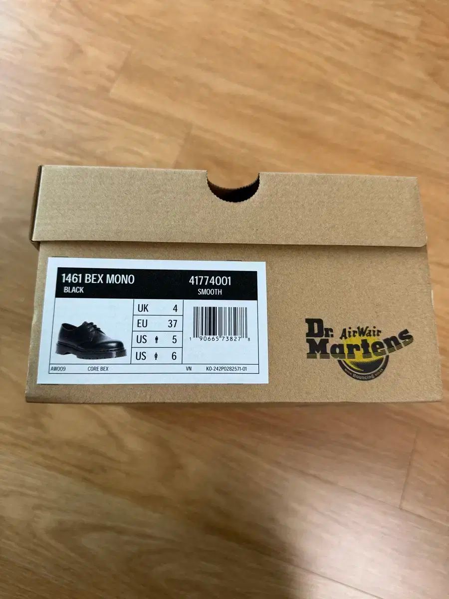 MARTENS ドクターマーチン
