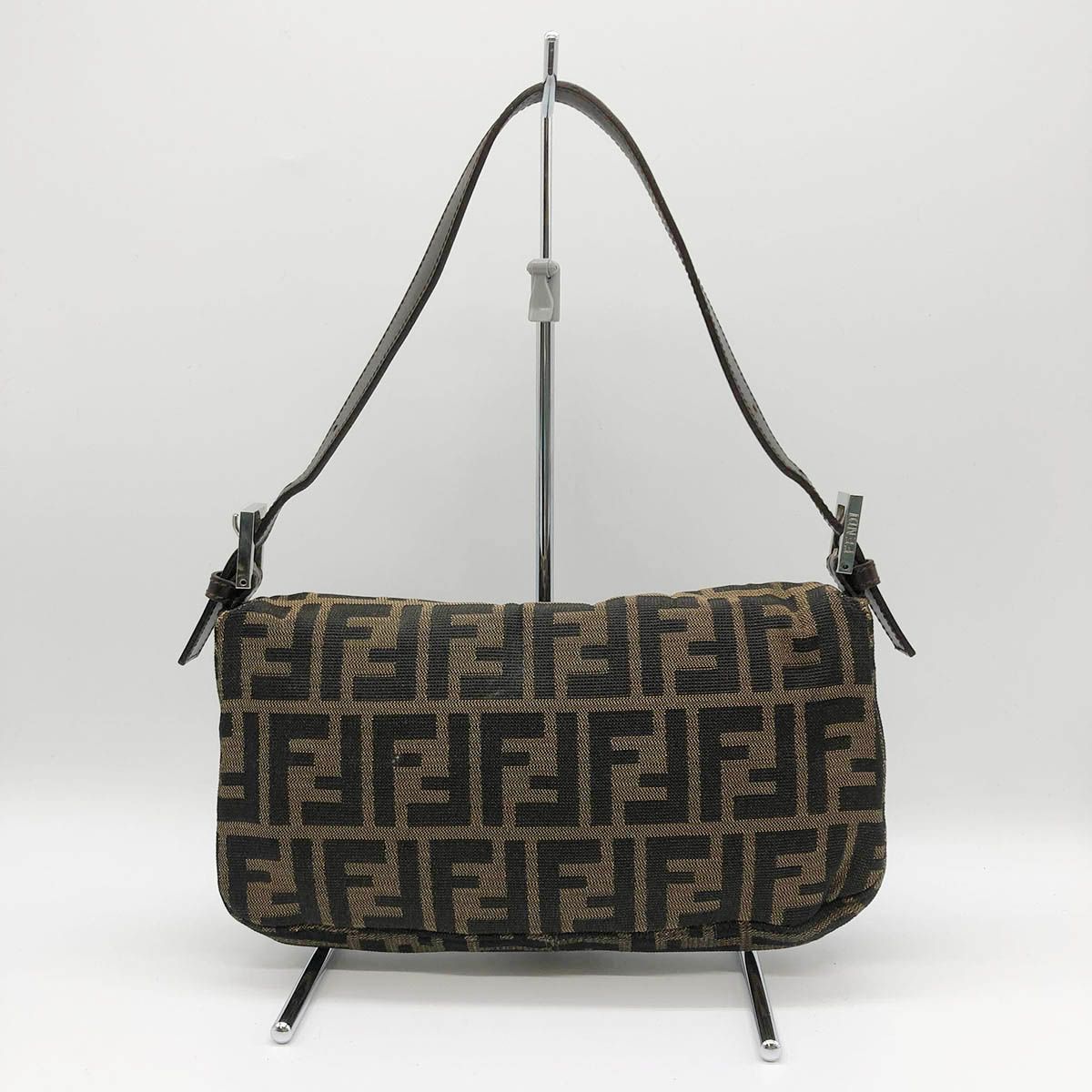 美品 FENDI フェンディ ズッカ マンマバケット ショルダーバッグ