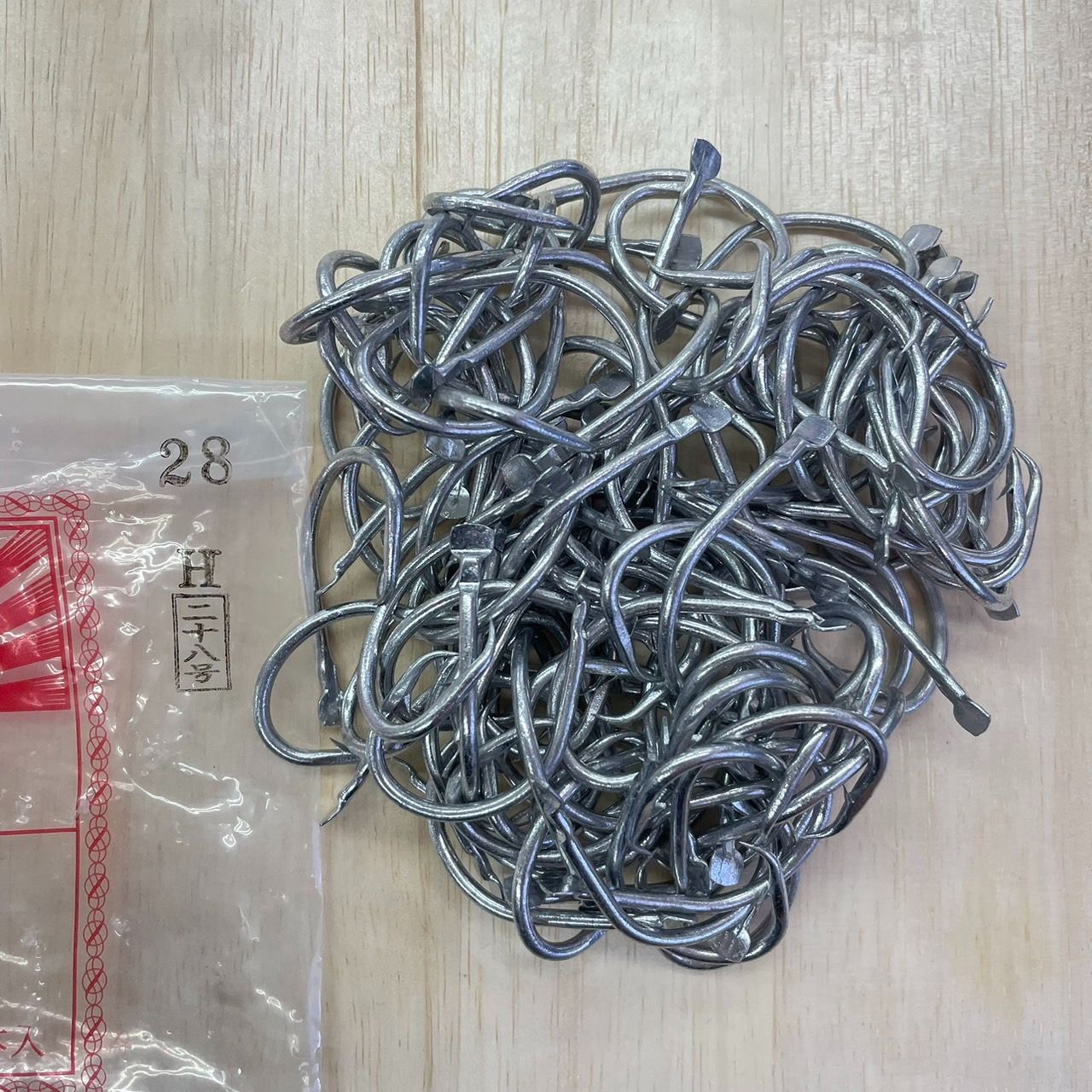 Shop マルタ金龍 鋼タルメ 28号 H 下エ 100本入り 釣り針 釣針 海釣り フック 針 兼子漁具 別太あじ 金龍