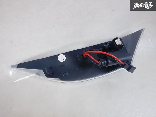 【中古】【美品】PORSCHE ポルシェ 991 981 純正 ＬＥＤ サイドウィンカー サイドマーカー 左右セット 190303a005-022020 193983-C34 美品 磨き済み ポルシェ 981 ボクスター ケイマン LED