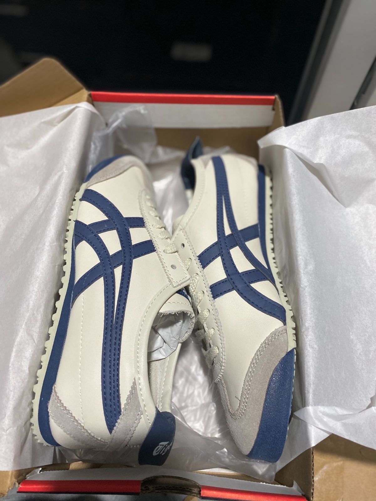 新品 Onitsuka Tigerオニツカタイガー MEXICO 66 スニーカー