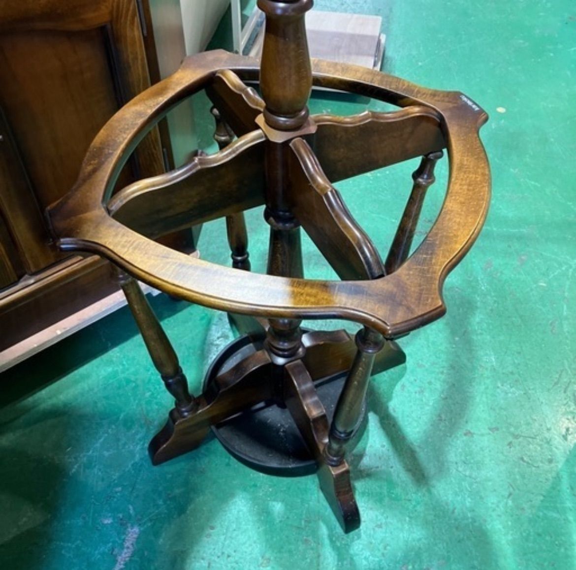 karimoku カリモク コロニアルシリーズ ポールハンガー ハンガーラック 店舗引き取り価格 |配送ご相談下さい?