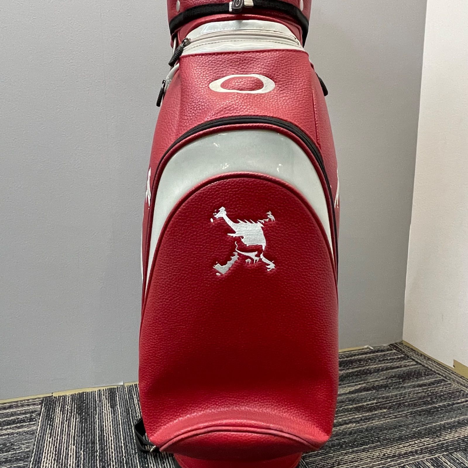 希少色　オークリー キャディバッグ ワインレッド　入手困難　ゴルフプロテクター NPA】orkley オークリー ゴルフバッグ キャディバッグ ワイン