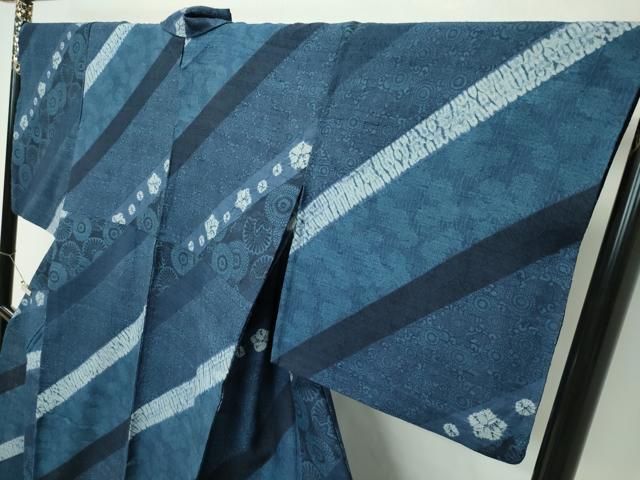 平和屋本店□極上 伝統工芸士 七代目 吉澤与市 紬 単衣 絞り 斜線花文