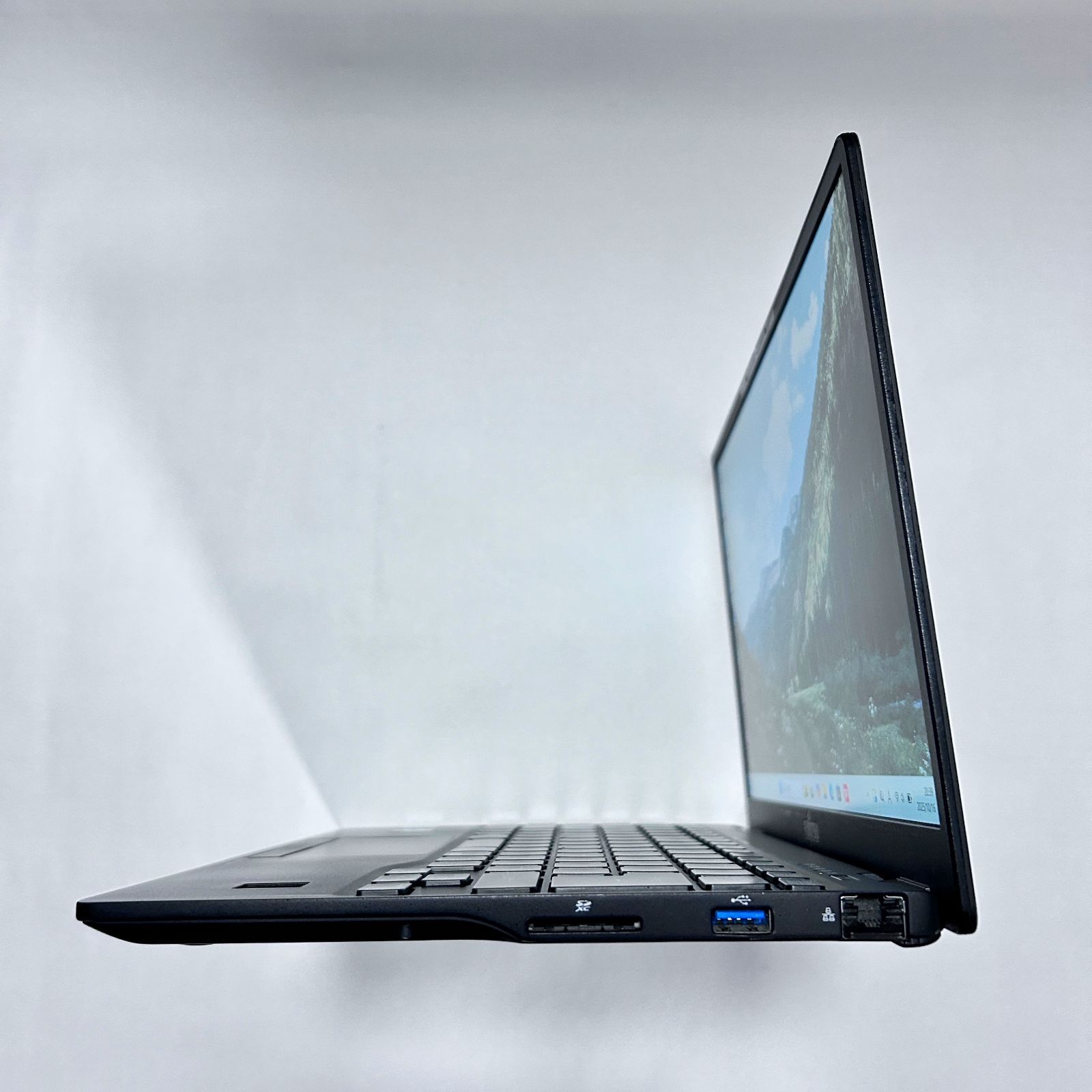 Core i5搭載｜SSD256GB｜メモリ8GB｜ビジネス