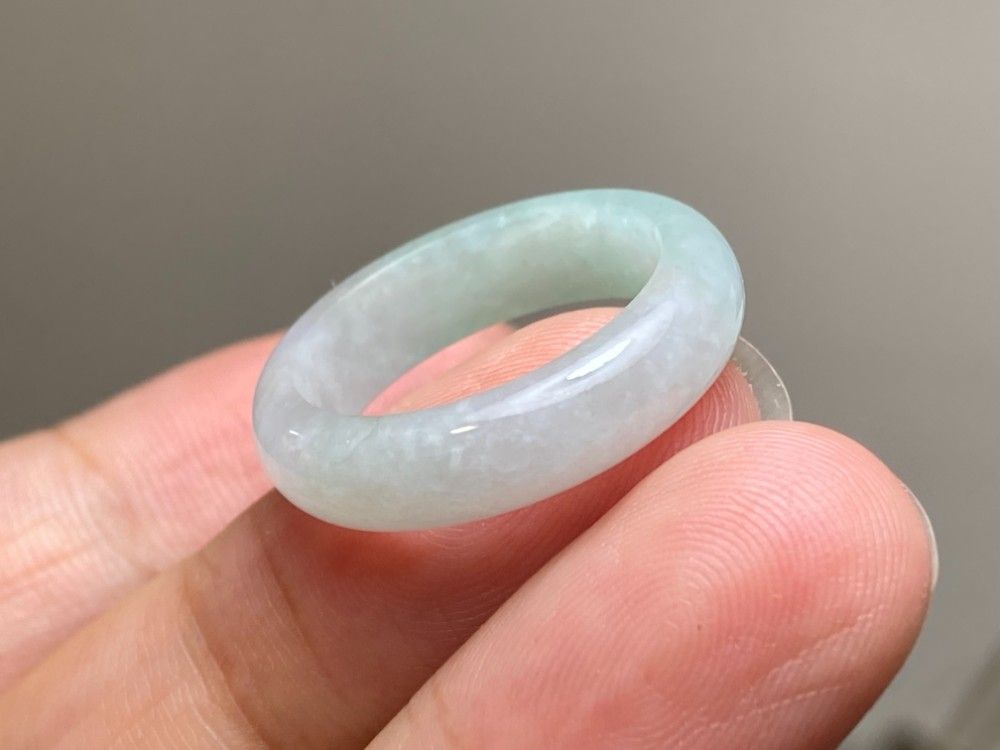 L12-153 美品 氷糯種 薄白緑 13.5号 ミャンマー産天然 A貨 本