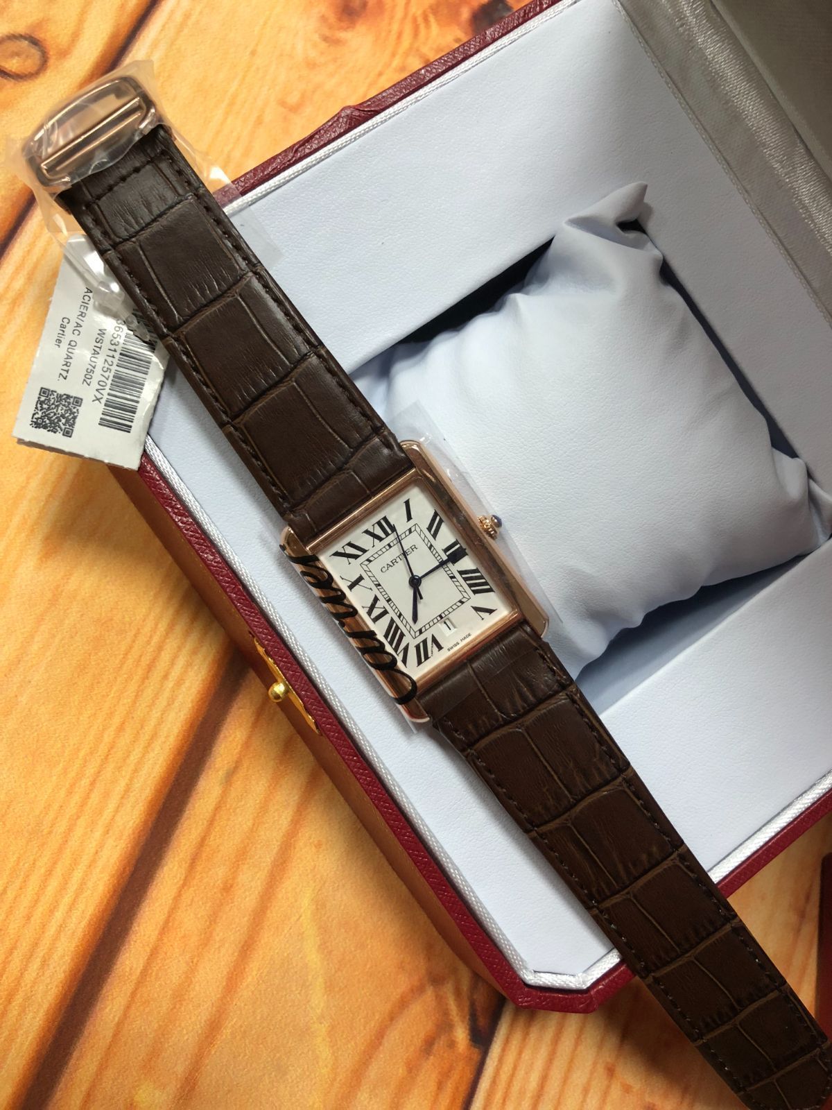 カルティエ腕時計ブックセット。希少。値段交渉ど〜ぞ。 中古】CARTIER TORTUE LARGE MODEL DATE & POWER RESERVE CPCP